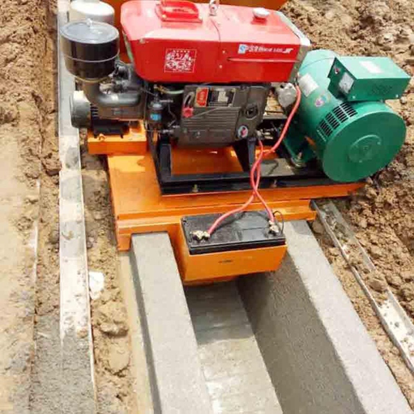 溝渠現(xiàn)澆成型機,全自動水渠成型機